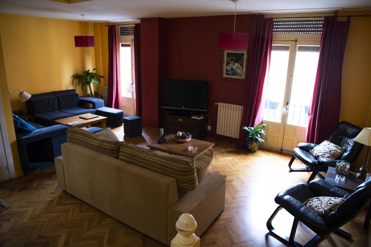 Hostel Rua 35 เลออน ภายนอก รูปภาพ